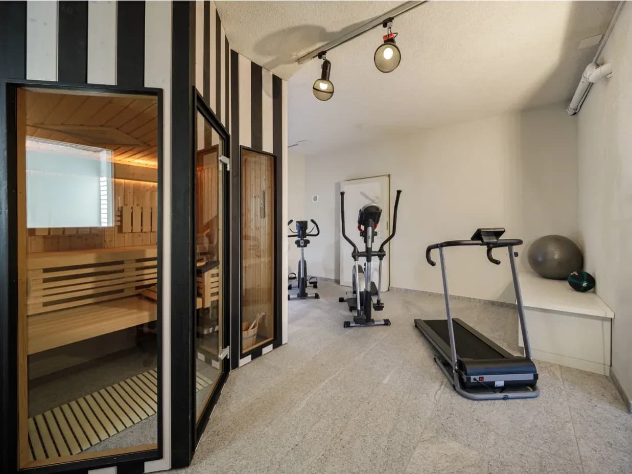 Rent Luxury Villa at Lake Lucerne – Hiking and Nature Trips