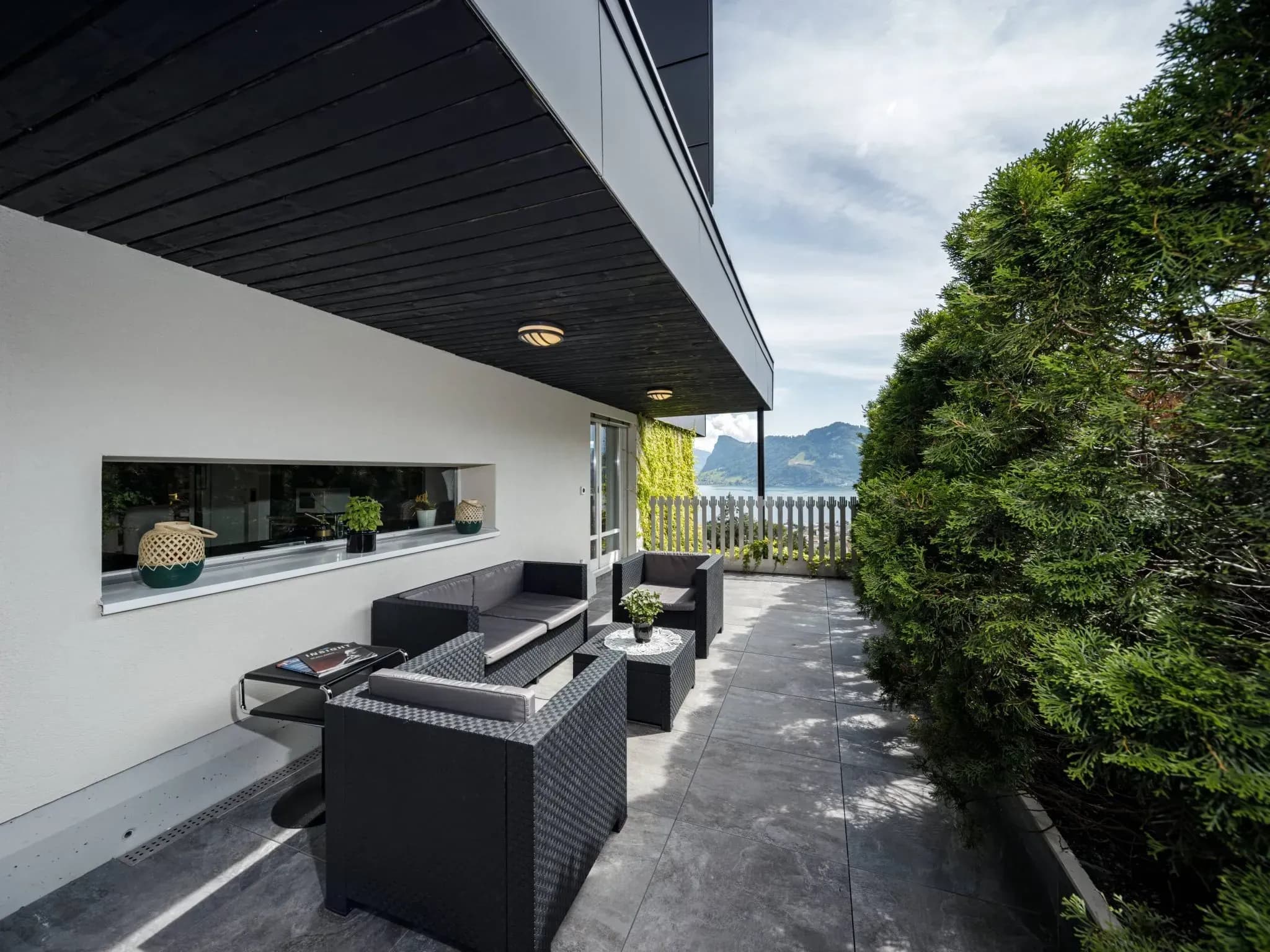 Luxury Villa Rental with Panorama View at Lake Lucerne